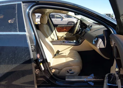 2012 Jaguar Xj z USA, uszkodzony, nr VIN SAJWA1CB9CLV22608